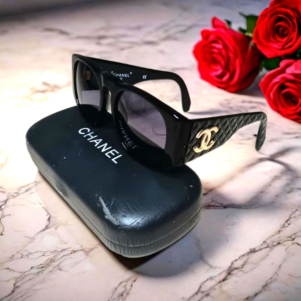 Chanel Vintage 90’s Black Coco Mark Quilted Sunglasses Mod 01450 94305 U…